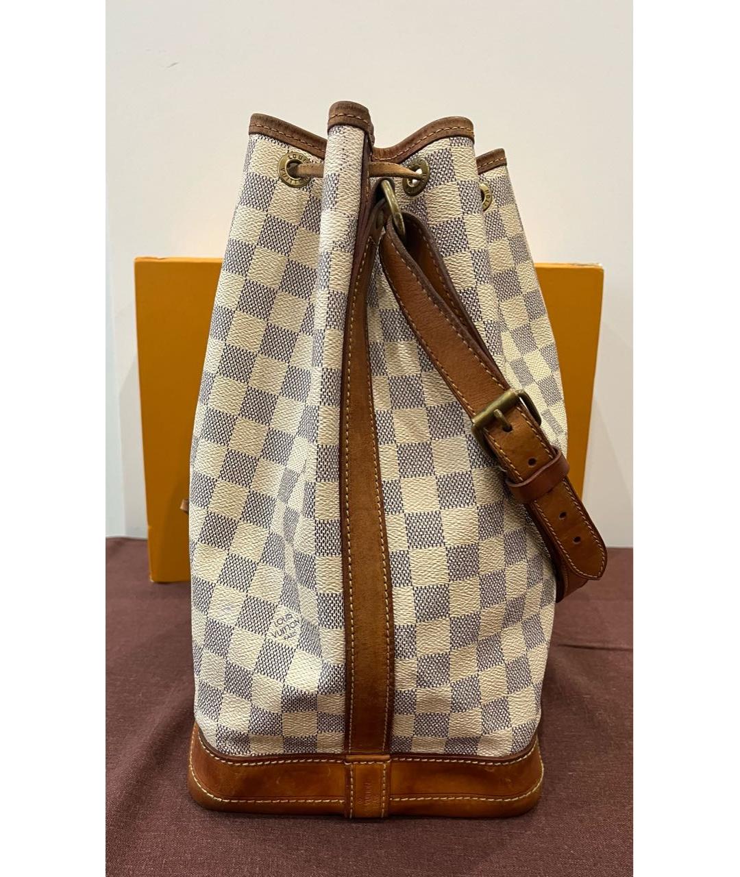 LOUIS VUITTON Белая сумка через плечо, фото 2