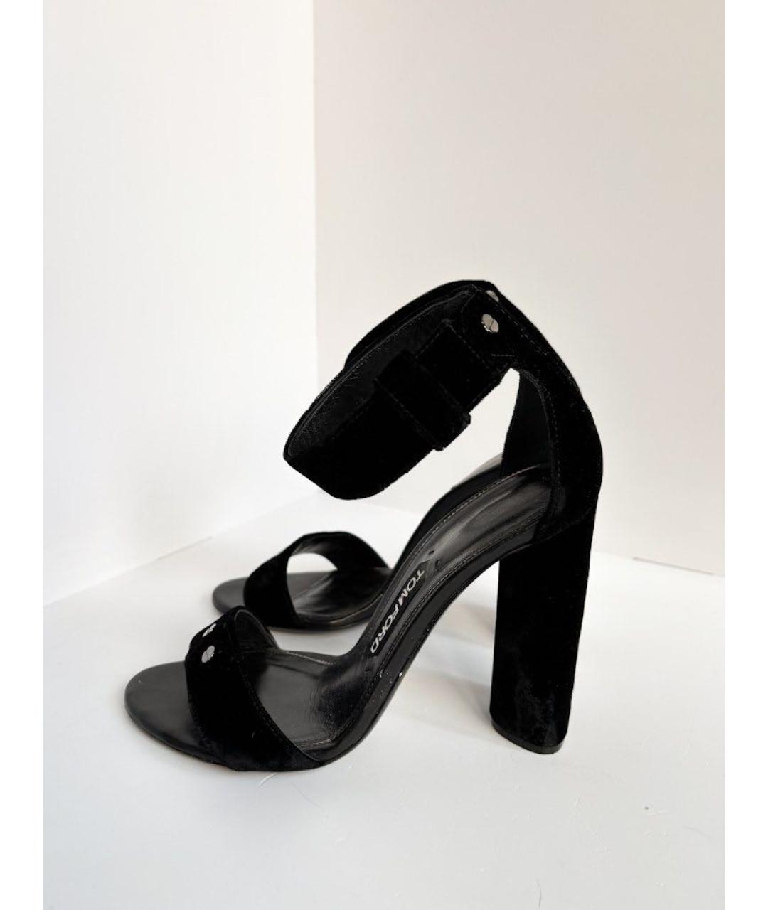 TOM FORD Черные бархатные босоножки, фото 2