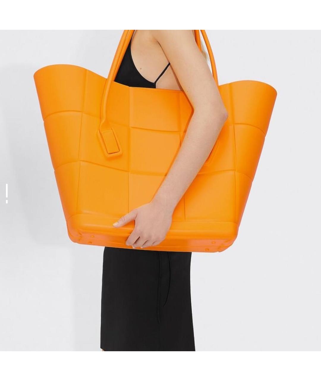 BOTTEGA VENETA Оранжевая сумка тоут, фото 2