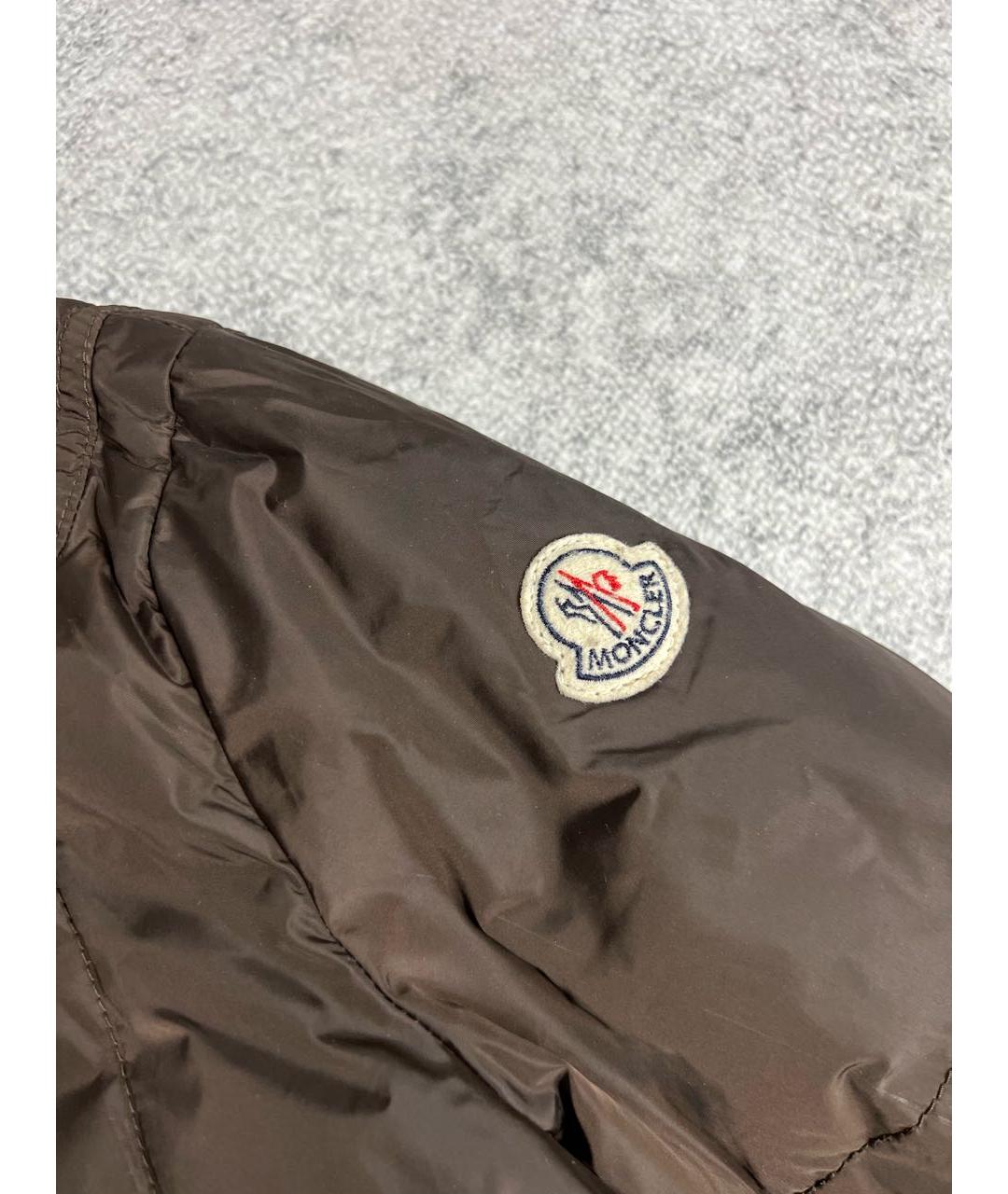 MONCLER Коричневый полиэстеровый пуховик, фото 6