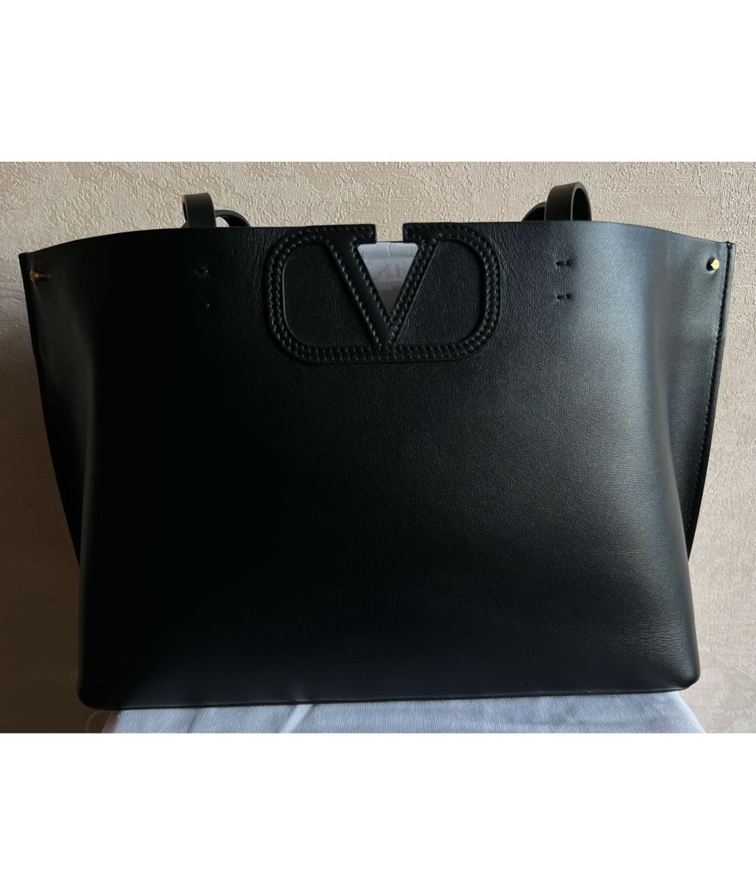 VALENTINO Черная кожаная сумка тоут, фото 3