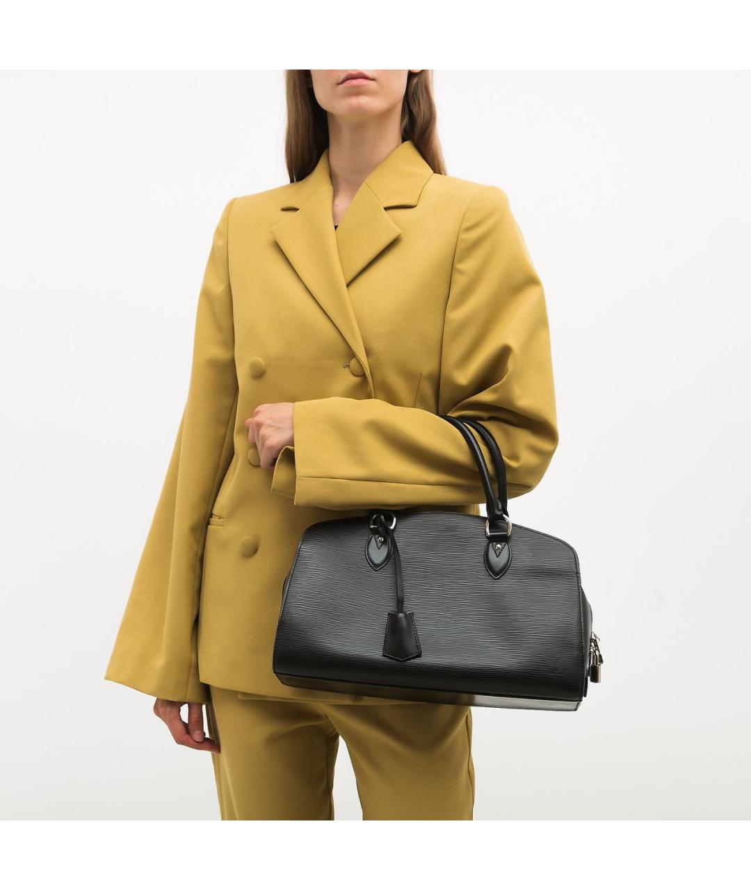 LOUIS VUITTON Черная кожаная сумка с короткими ручками, фото 4