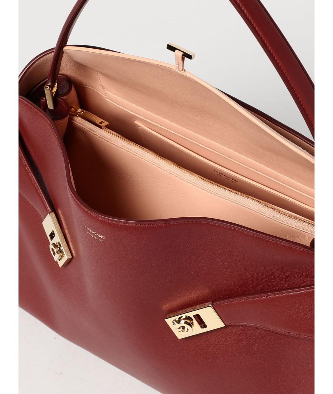 FERRAGAMO Бордовая кожаная сумка через плечо, фото 5