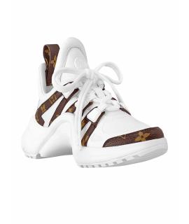 LOUIS VUITTON Кроссовки