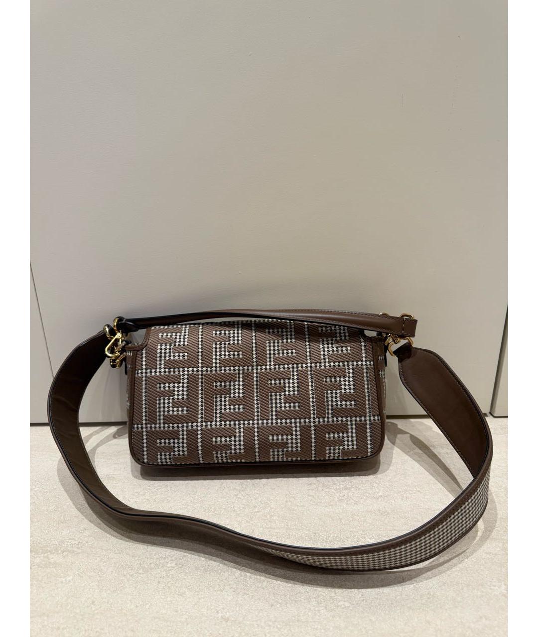 FENDI Коричневая тканевая сумка через плечо, фото 3