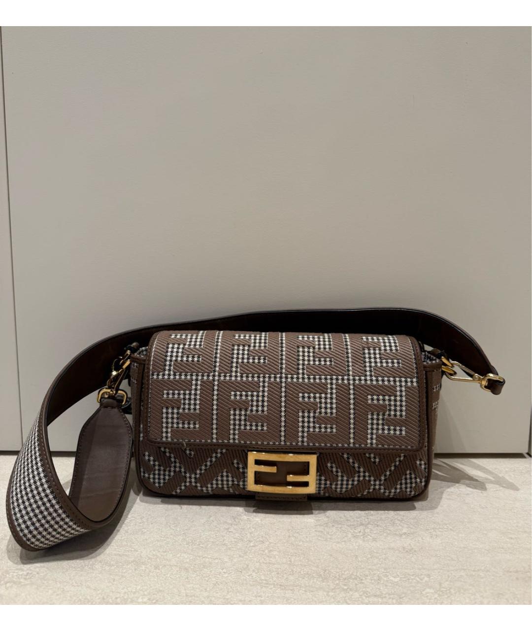 FENDI Коричневая тканевая сумка через плечо, фото 5