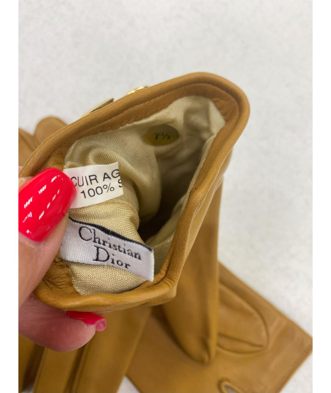 CHRISTIAN DIOR Горчичные кожаные перчатки, фото 3