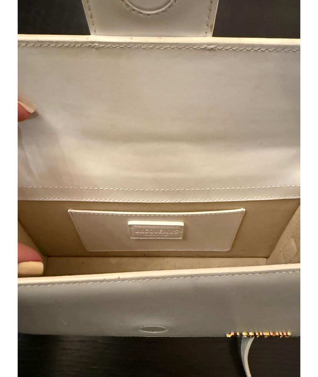 JACQUEMUS Белая кожаная сумка с короткими ручками, фото 4