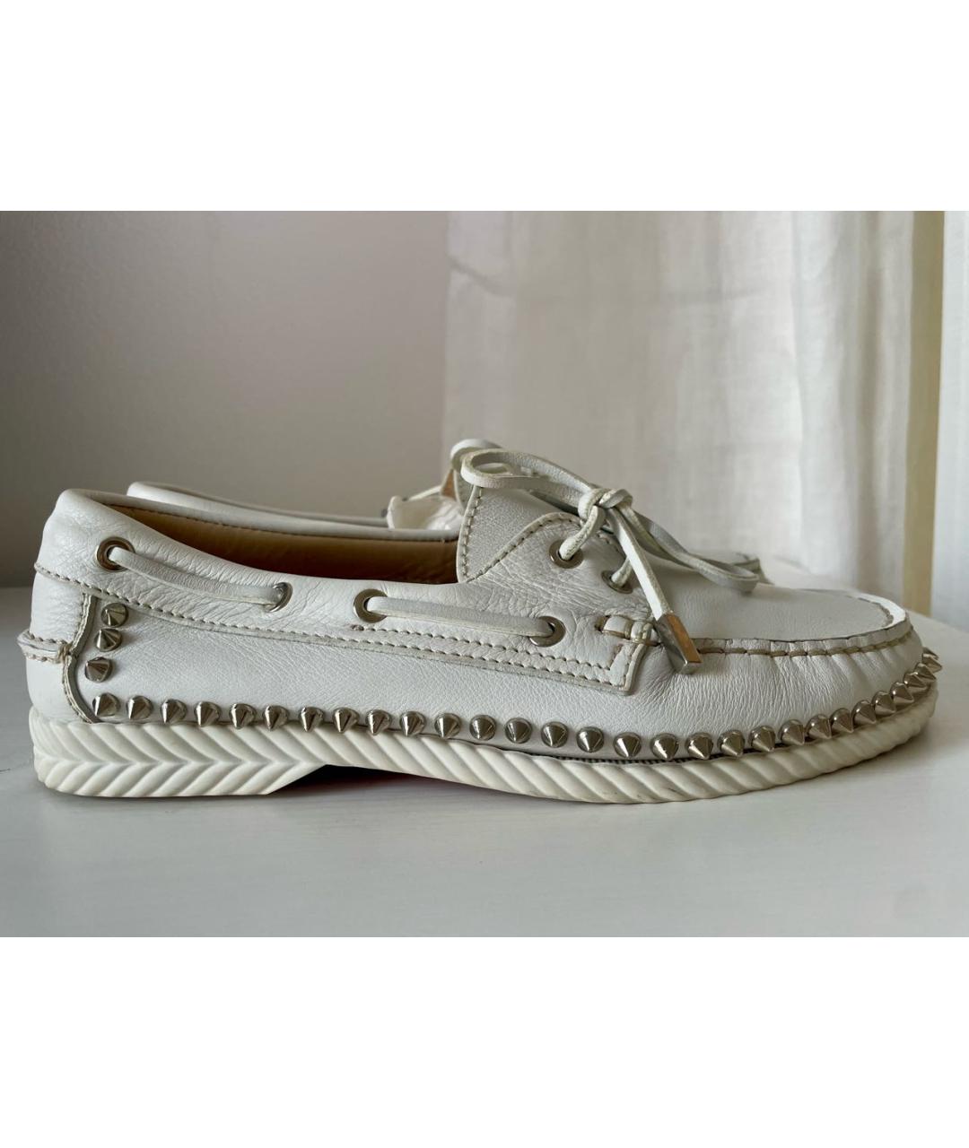 CHRISTIAN LOUBOUTIN Белые кожаные лоферы, фото 8