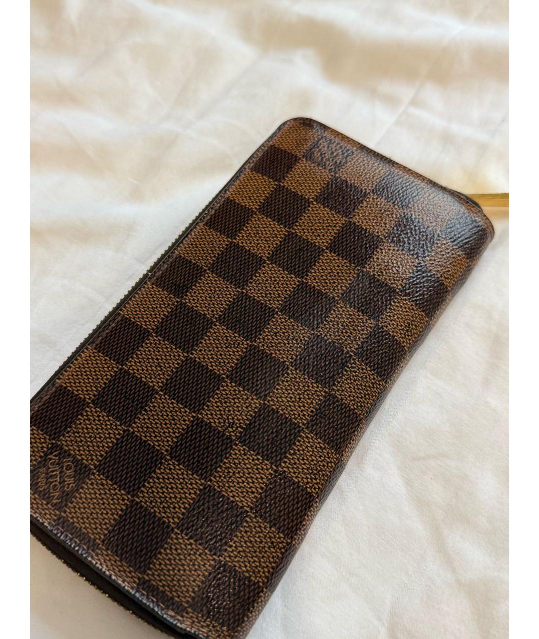 LOUIS VUITTON Коричневый кошелек, фото 3