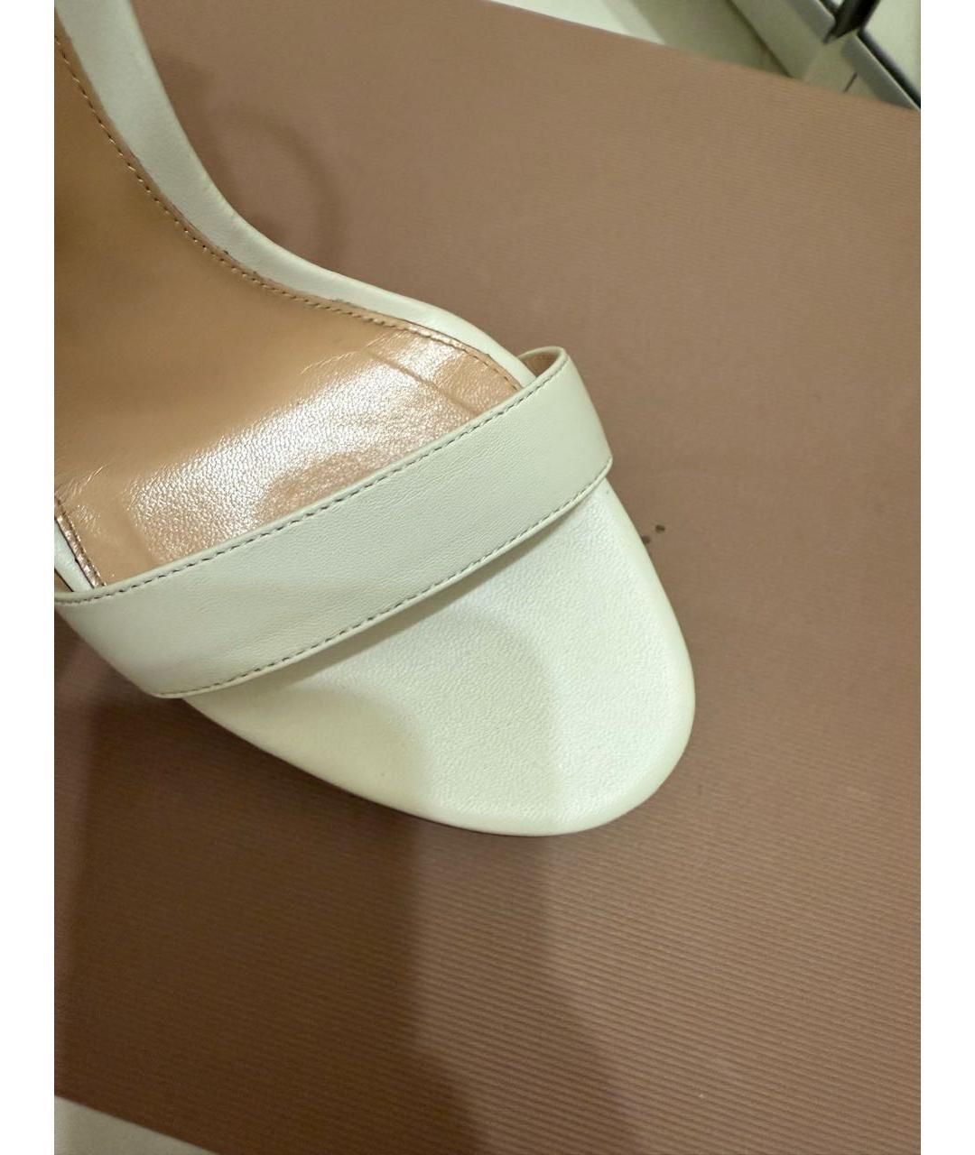 GIANVITO ROSSI Белые кожаные босоножки, фото 4