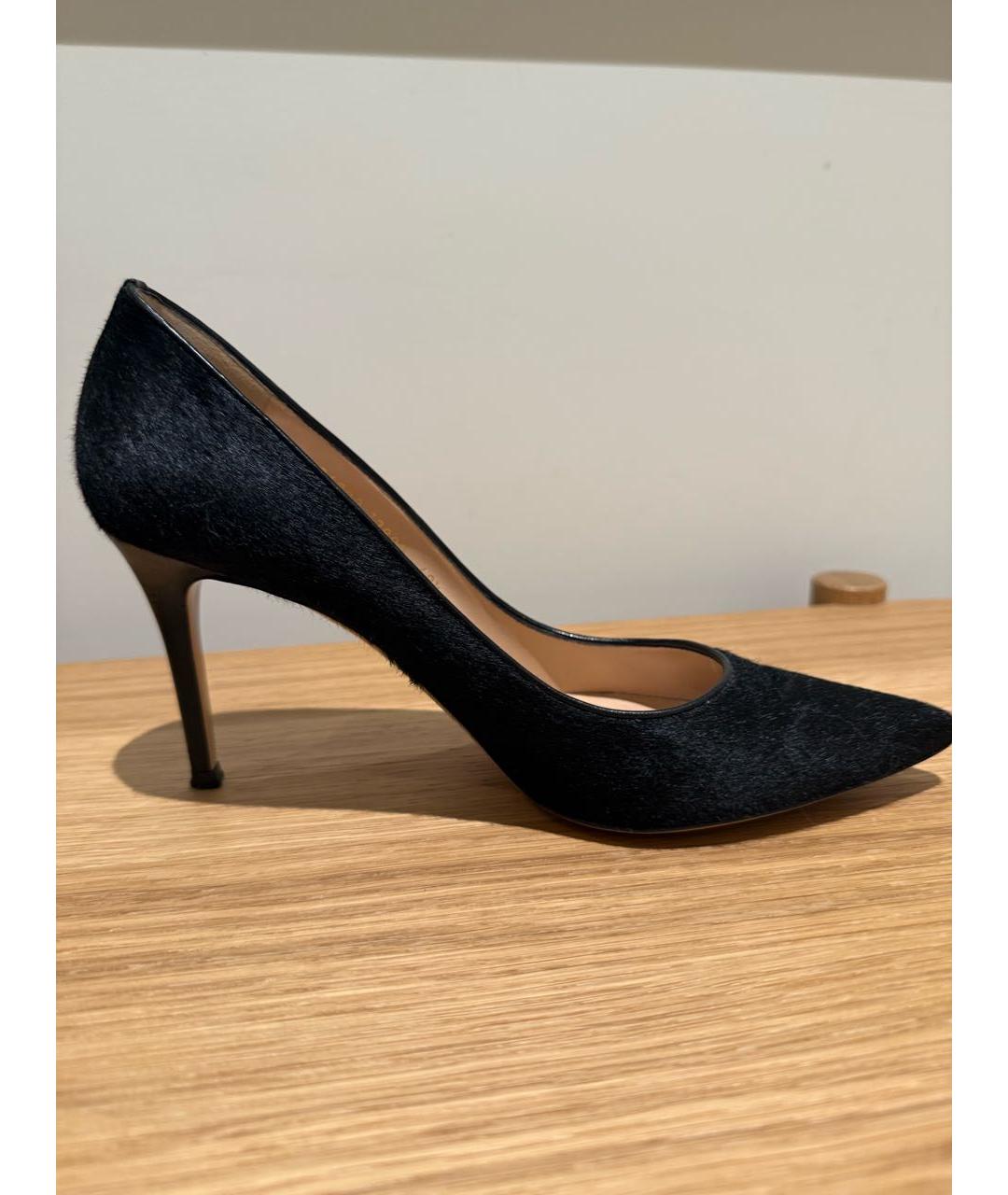 GIANVITO ROSSI Черные туфли, фото 2