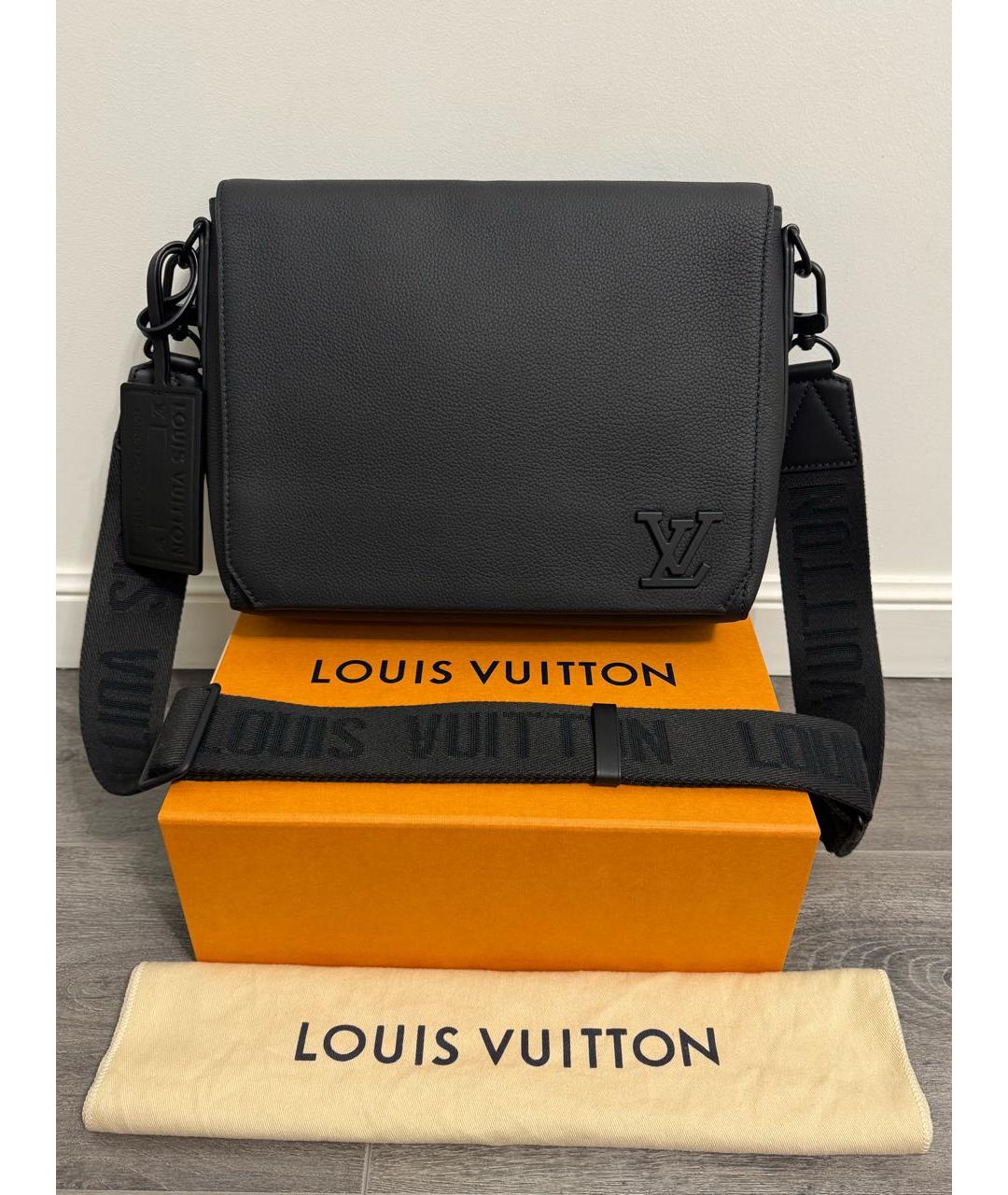 LOUIS VUITTON Черная кожаная сумка на плечо, фото 9