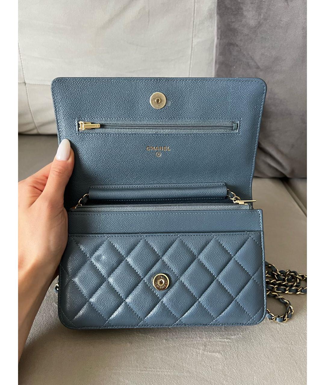 CHANEL Темно-синяя кожаная сумка через плечо, фото 3