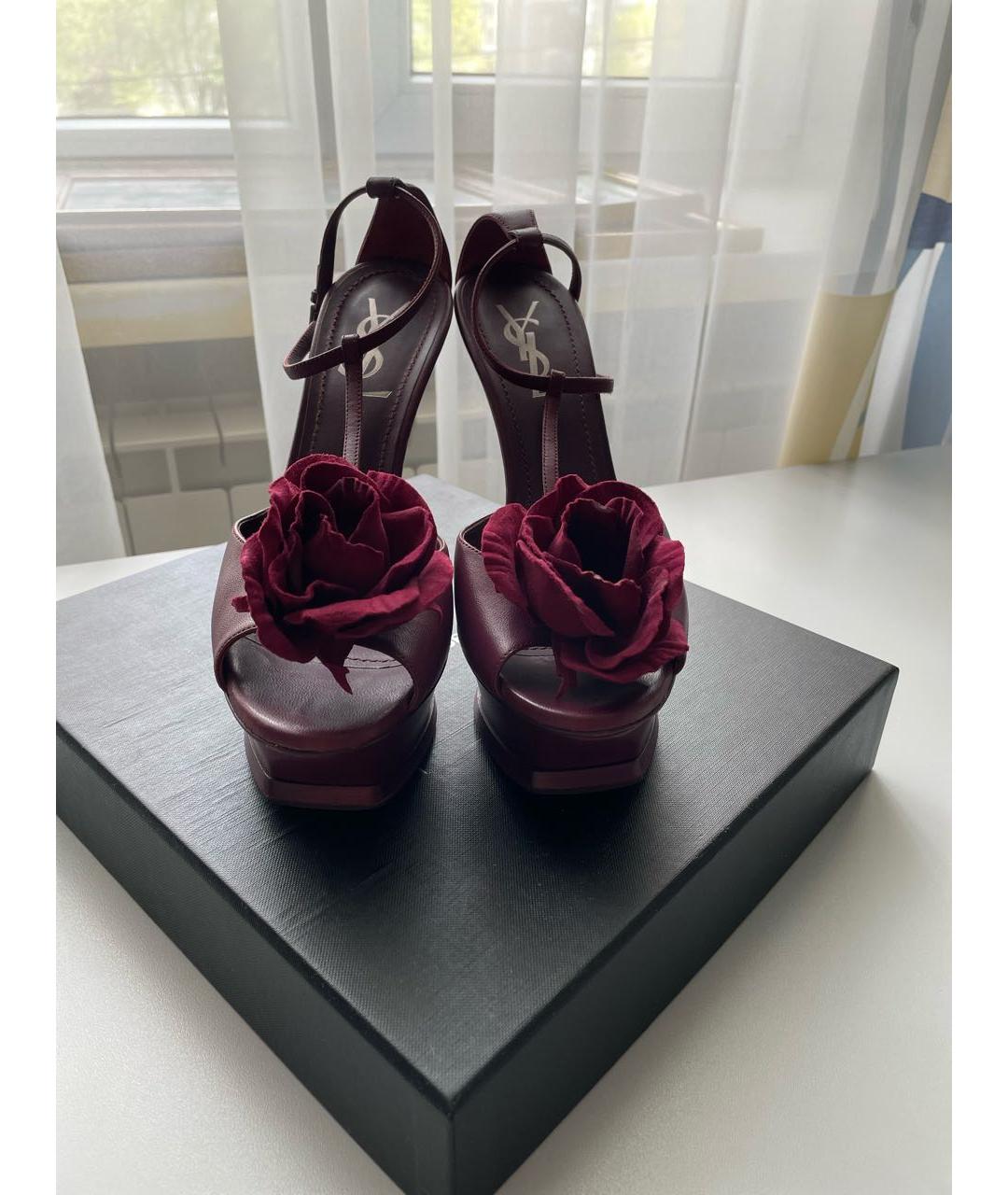 SAINT LAURENT Бордовые кожаные босоножки, фото 2