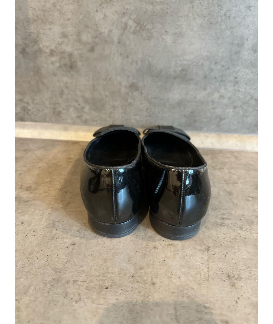 SAINT LAURENT Черные балетки из лакированной кожи, фото 4