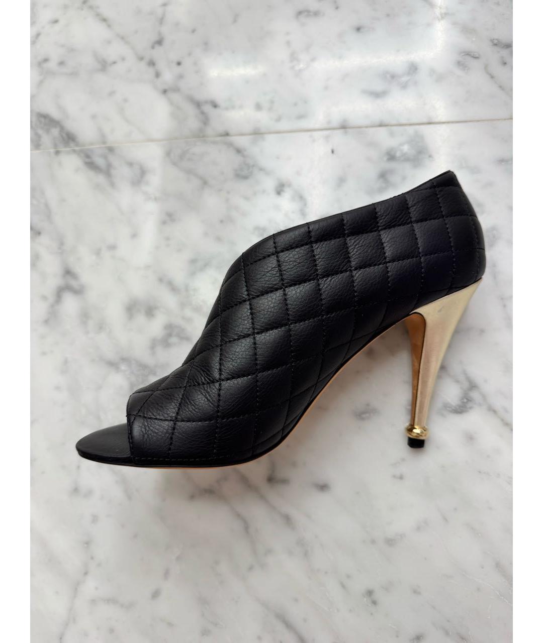 CHANEL Черные кожаные босоножки, фото 2