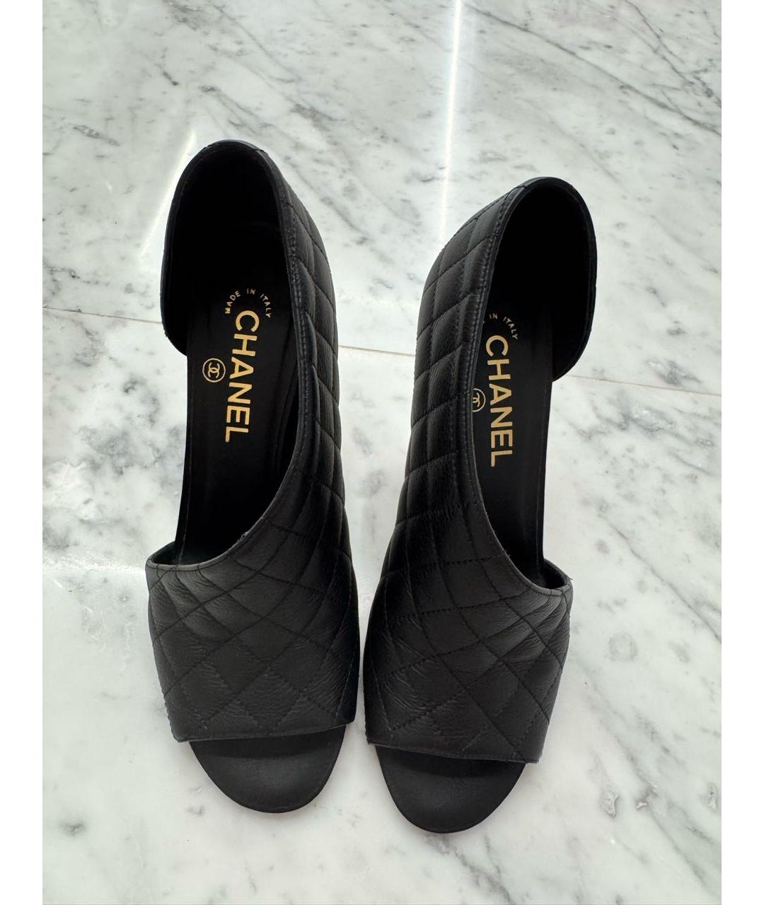 CHANEL Черные кожаные босоножки, фото 3