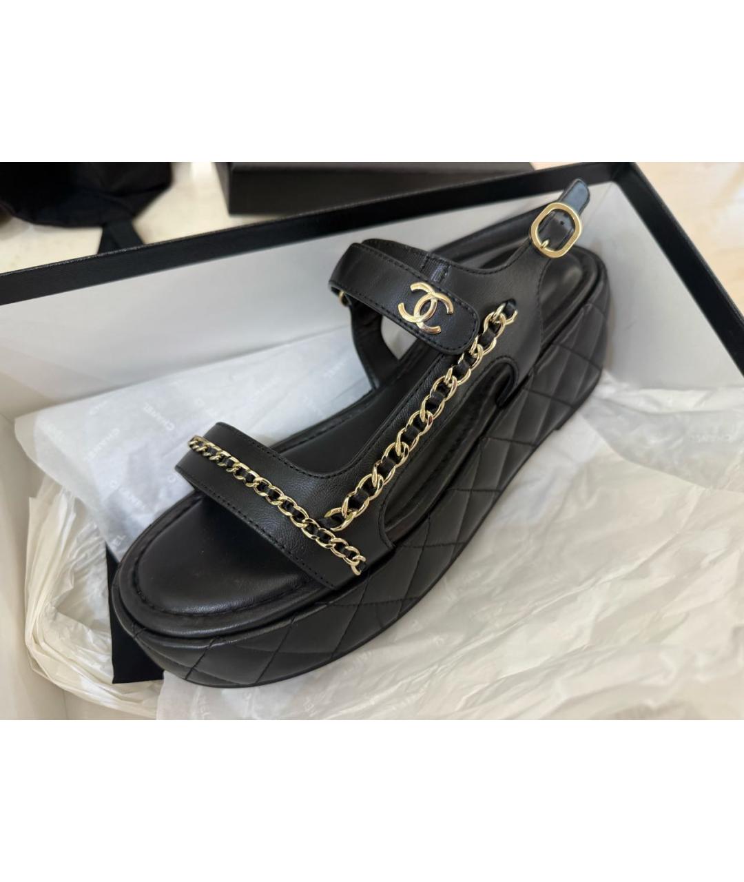 CHANEL Черные кожаные сандалии, фото 5