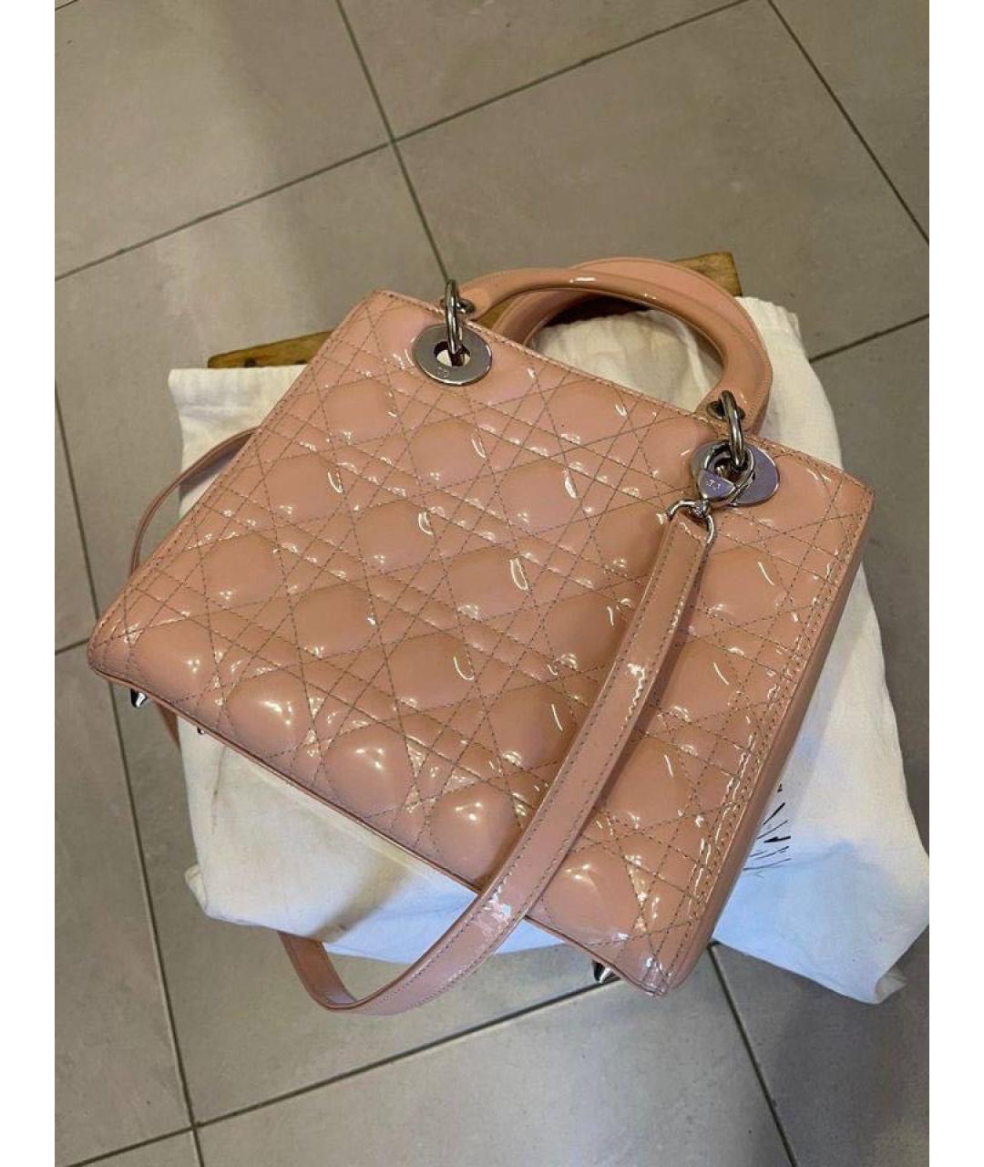 CHRISTIAN DIOR Розовая сумка с короткими ручками из лакированной кожи, фото 2