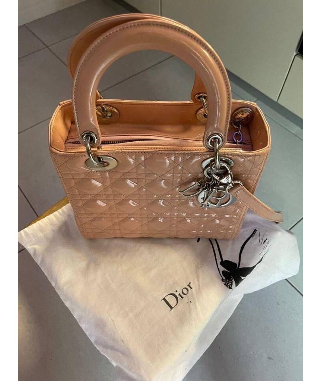 CHRISTIAN DIOR Розовая сумка с короткими ручками из лакированной кожи, фото 3