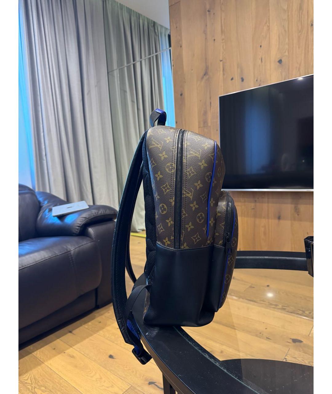 LOUIS VUITTON Синий кожаный рюкзак, фото 7