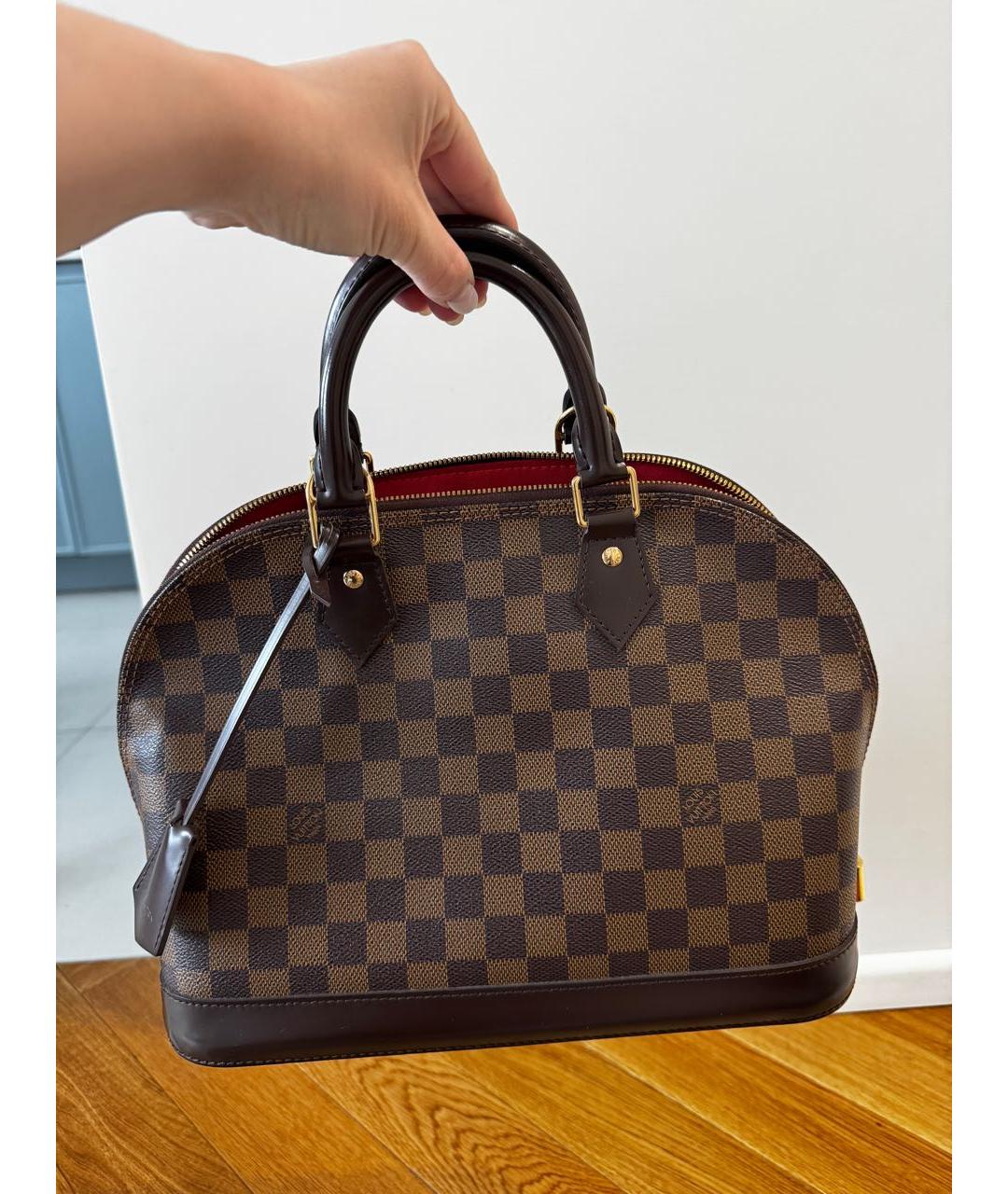 LOUIS VUITTON Коричневая кожаная сумка с короткими ручками, фото 5