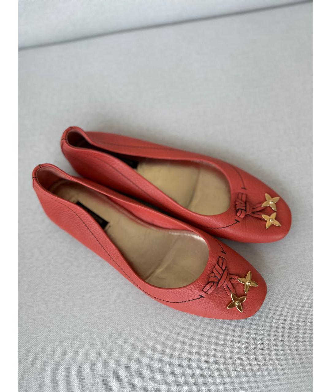 LOUIS VUITTON Коралловые кожаные балетки, фото 3