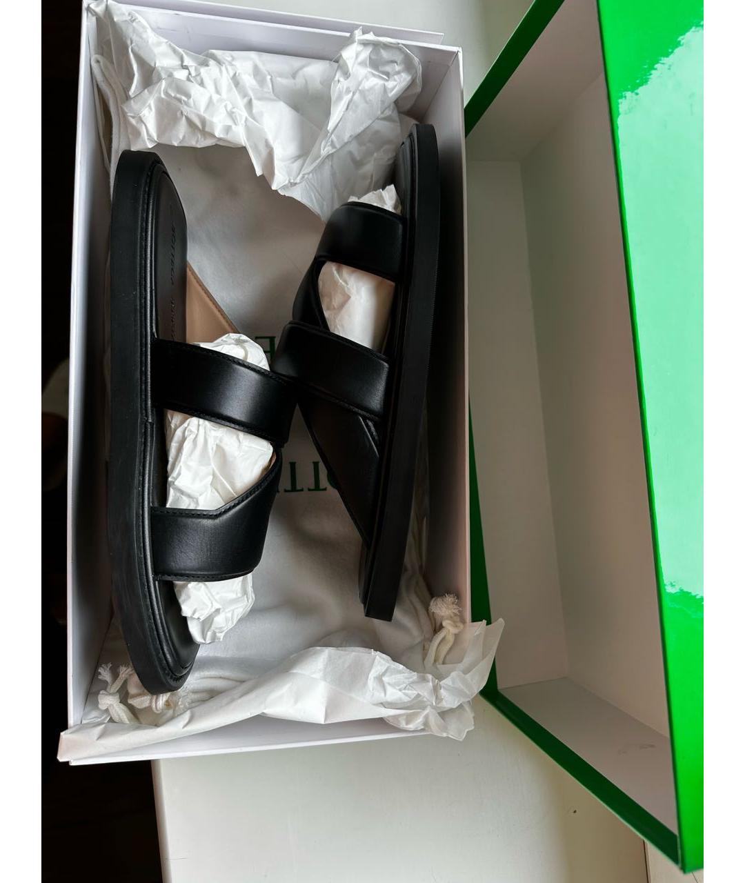 BOTTEGA VENETA Черные кожаные шлепанцы, фото 4