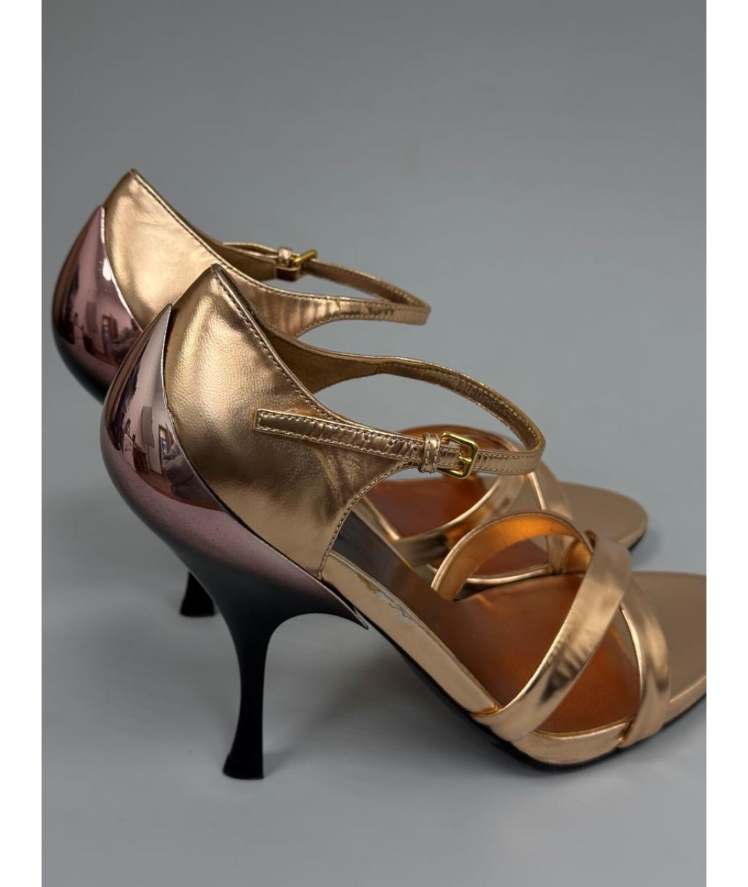 MIU MIU Кожаные босоножки, фото 2