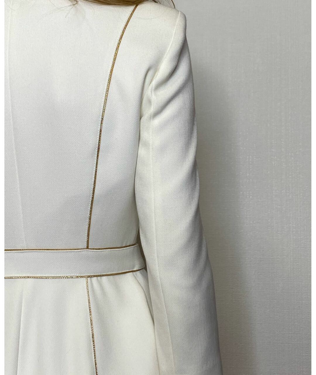 ELISABETTA FRANCHI Белое коктейльное платье, фото 3