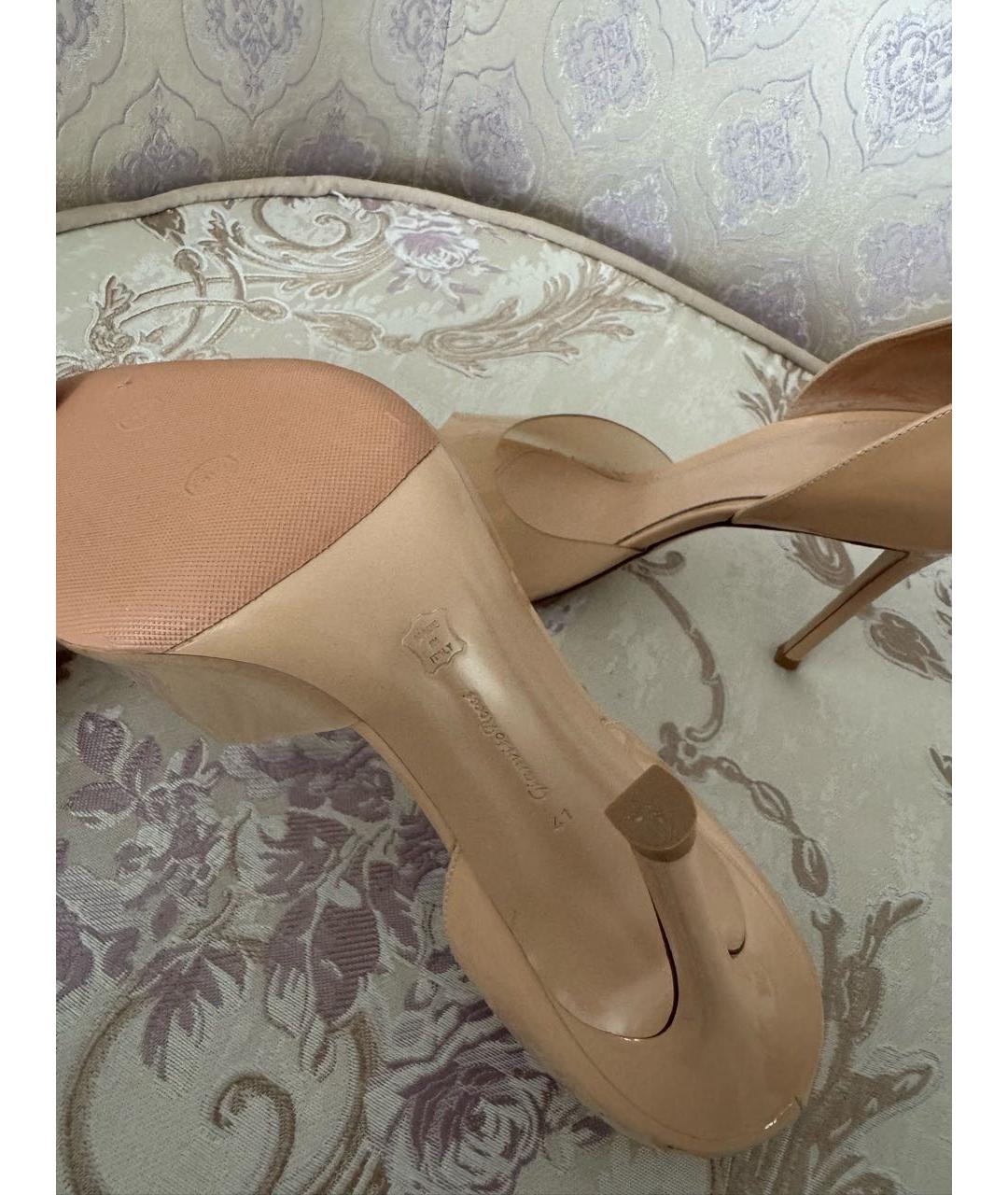 GIANVITO ROSSI Бежевые синтетические туфли, фото 4