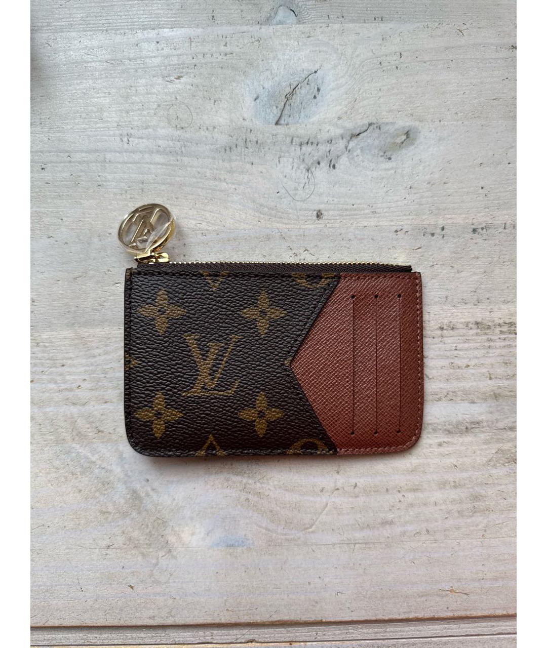 LOUIS VUITTON Коричневый кожаный кардхолдер, фото 5