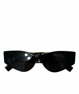 FENDI Солнцезащитные очки