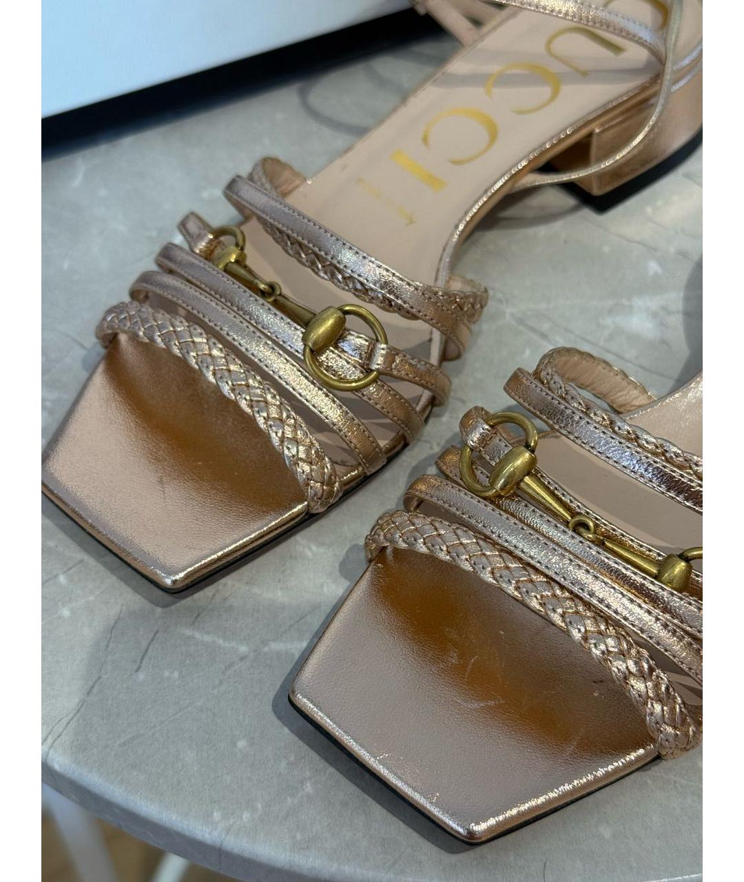 GUCCI Золотые кожаные сандалии, фото 8