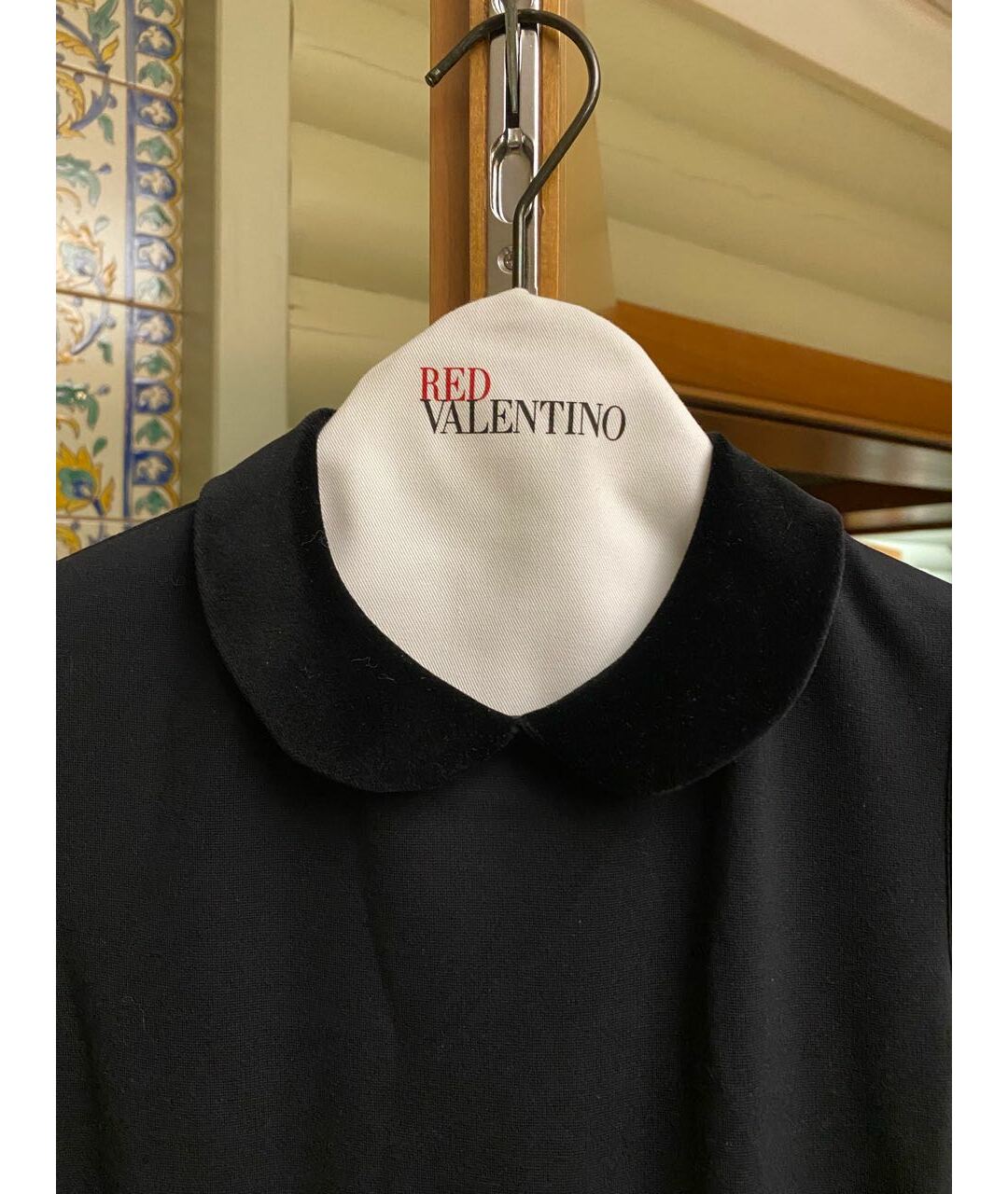 RED VALENTINO Черное хлопковое коктейльное платье, фото 7