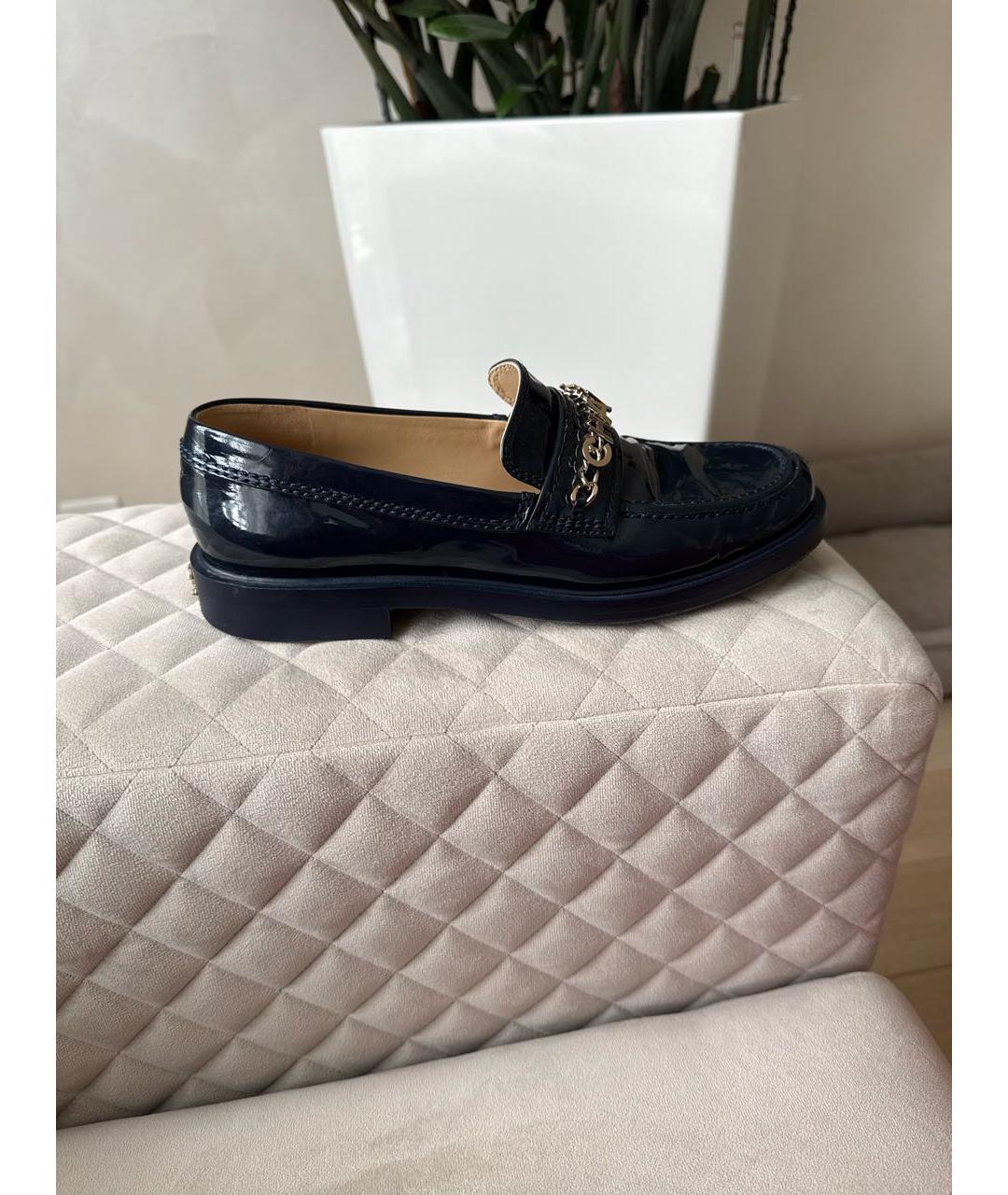 CHANEL Темно-синие лоферы из лакированной кожи, фото 6