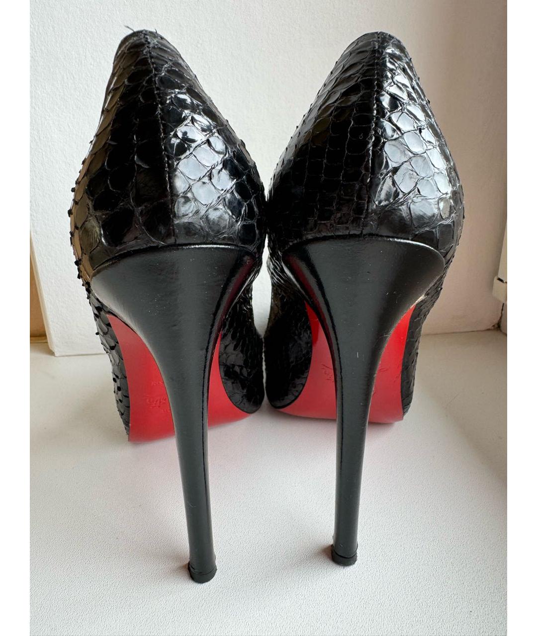 CHRISTIAN LOUBOUTIN Черные туфли из экзотической кожи, фото 4