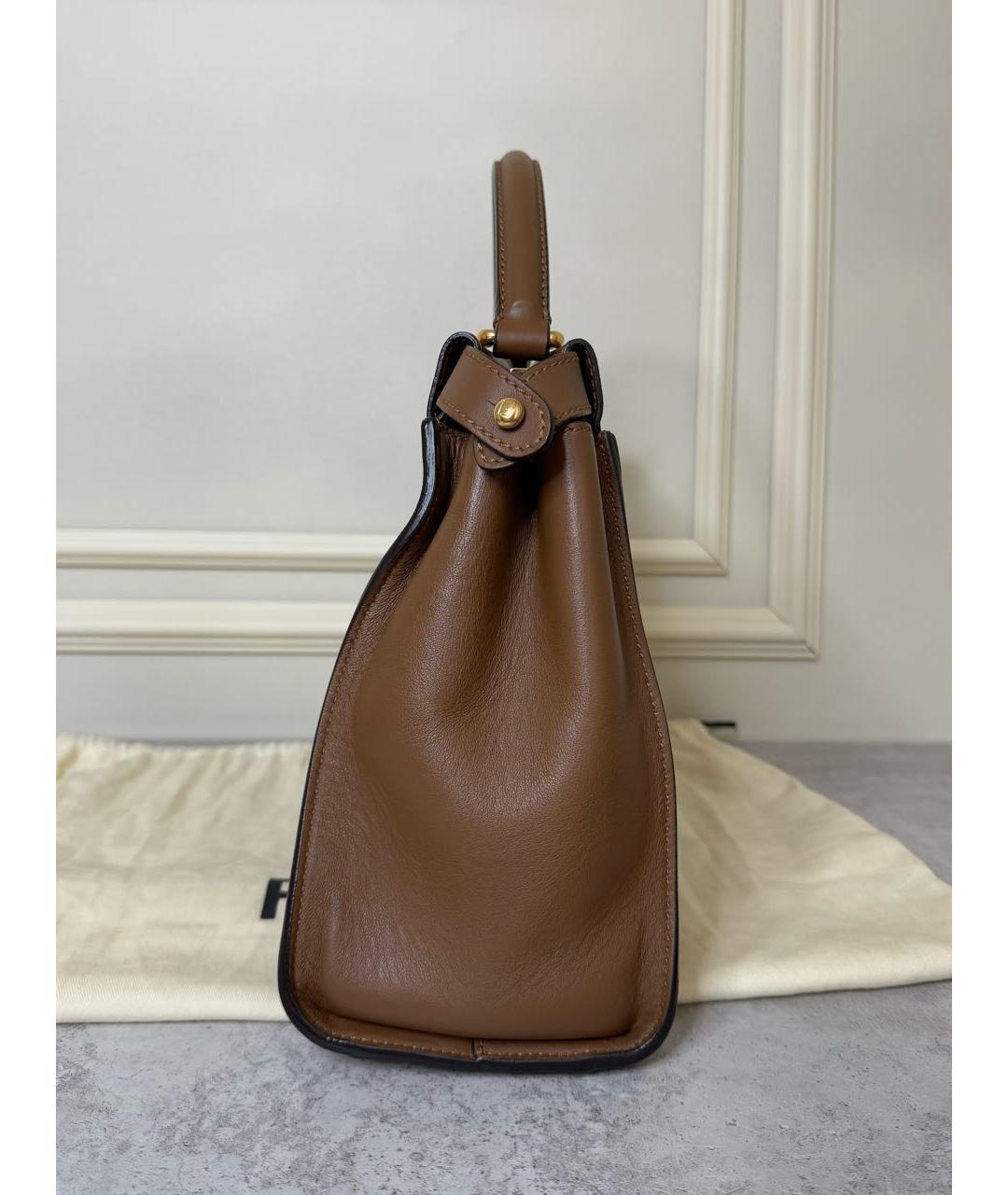 FENDI Коричневая кожаная сумка с короткими ручками, фото 6