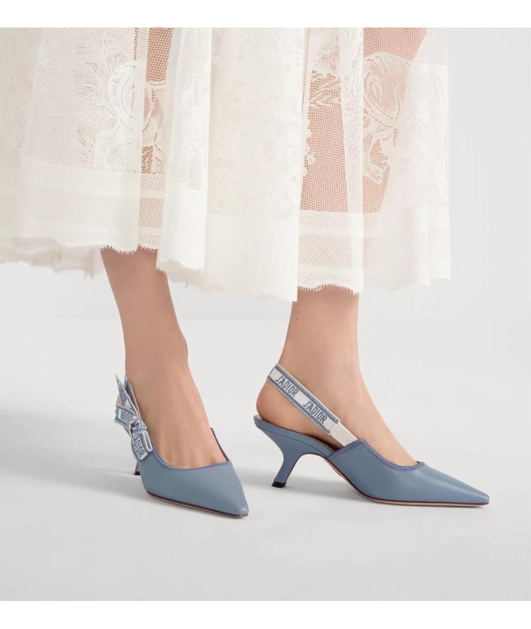 CHRISTIAN DIOR Голубые кожаные лодочки на низком каблуке, фото 2