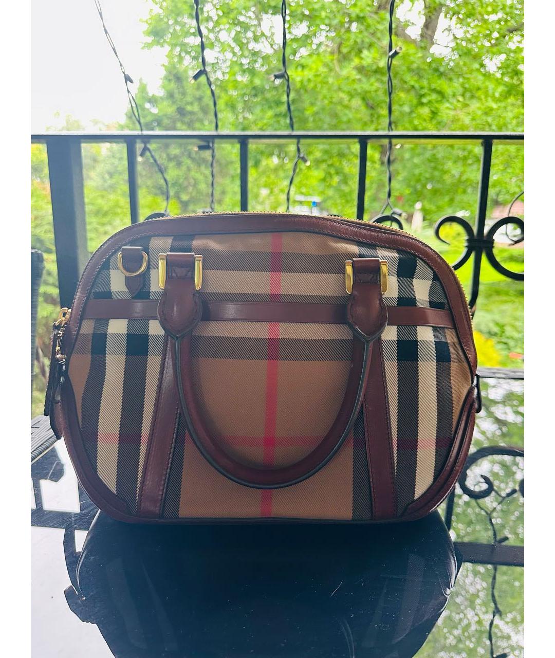 BURBERRY Коричневая сумка с короткими ручками, фото 3
