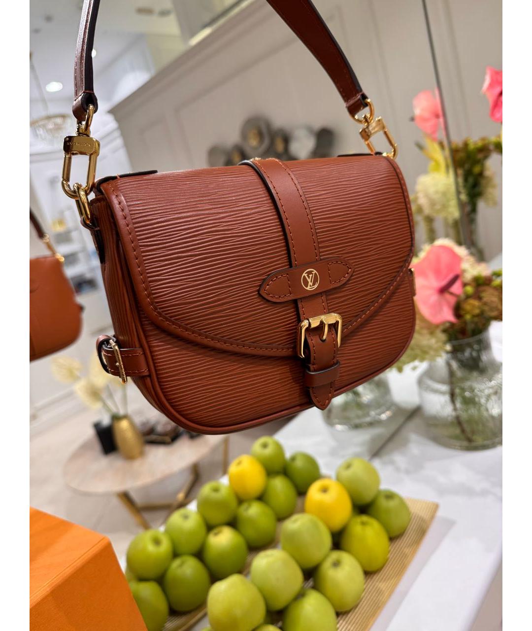 LOUIS VUITTON Коричневая кожаная сумка через плечо, фото 7