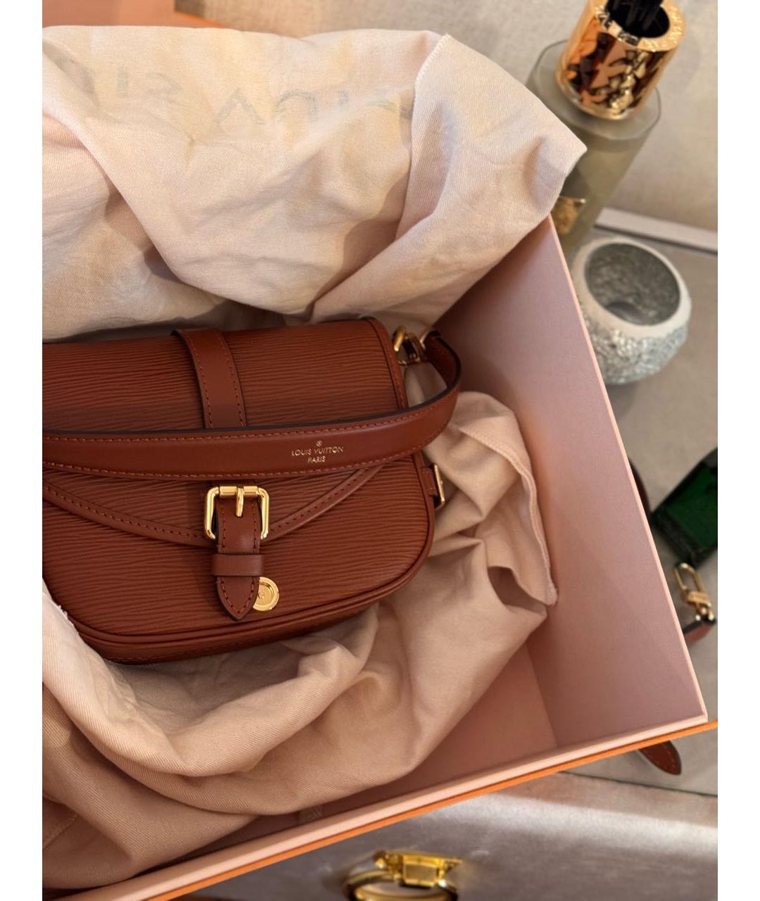 LOUIS VUITTON Коричневая кожаная сумка через плечо, фото 4