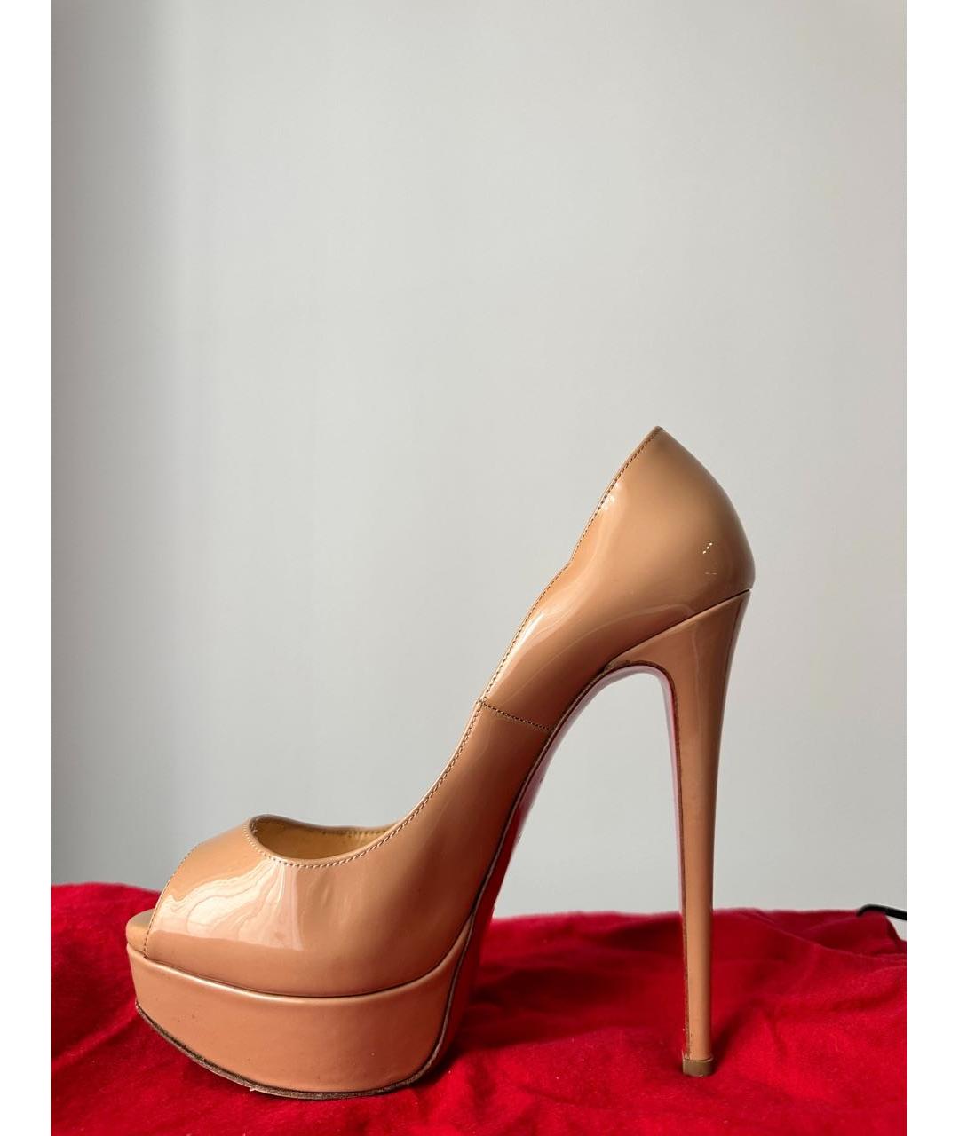 CHRISTIAN LOUBOUTIN Бежевые кожаные туфли, фото 5