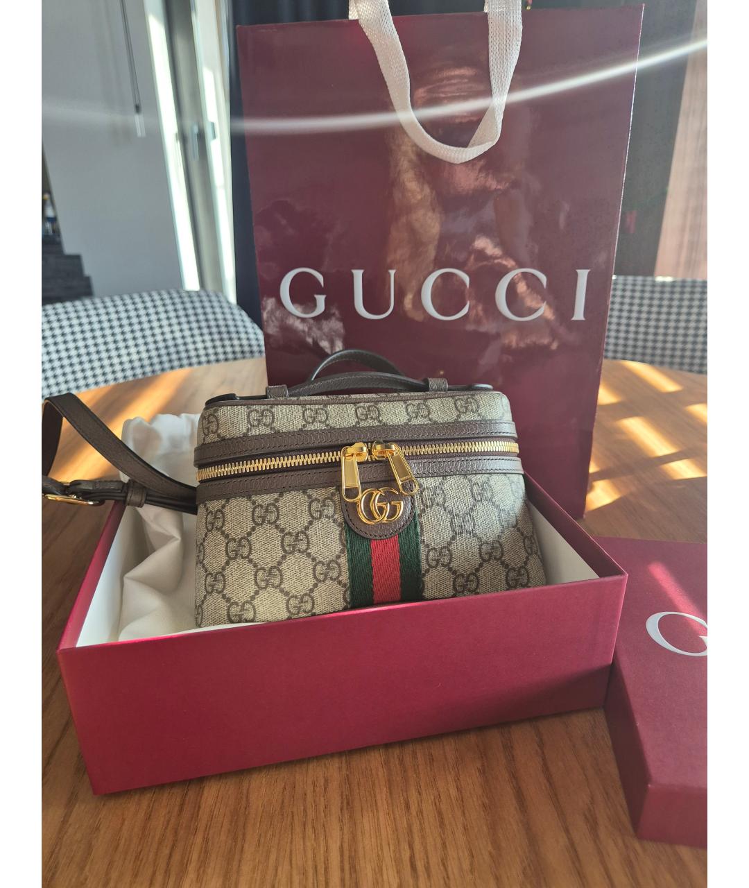 GUCCI Коричневая кожаная сумка с короткими ручками, фото 6