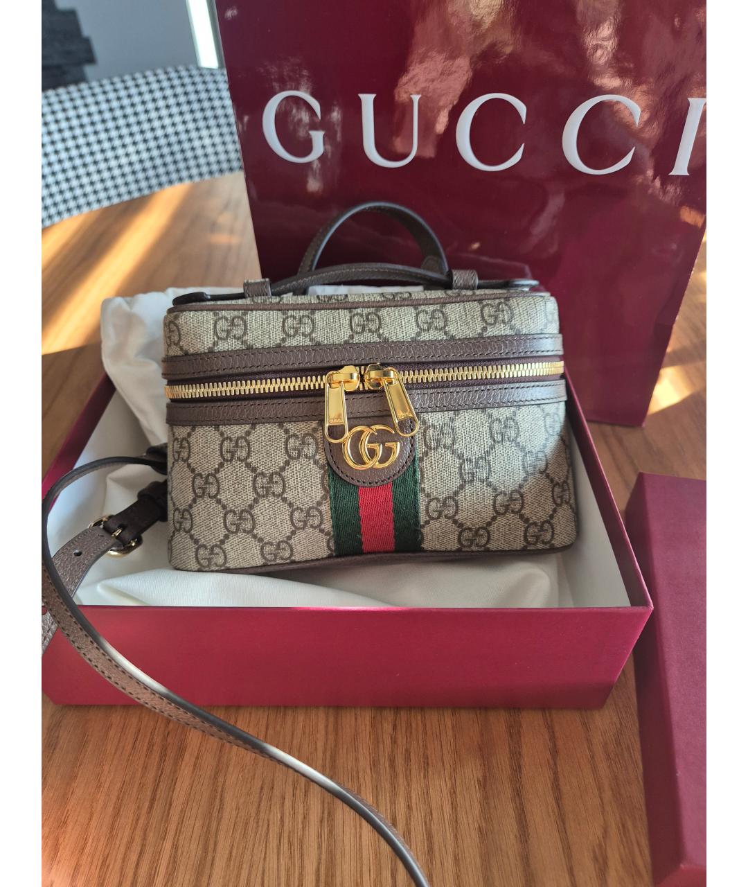 GUCCI Коричневая кожаная сумка с короткими ручками, фото 2