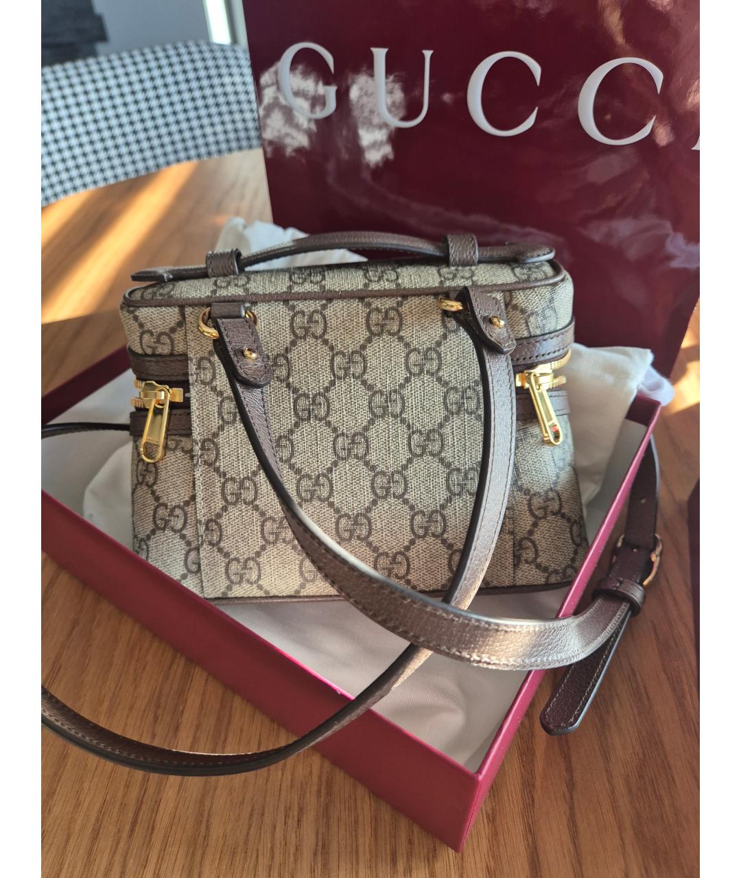 GUCCI Коричневая кожаная сумка с короткими ручками, фото 4