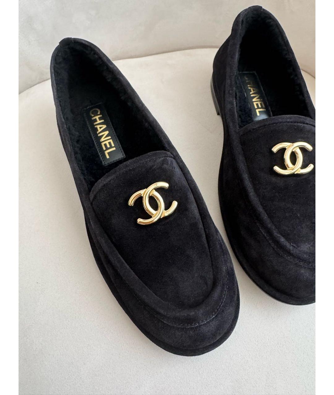 CHANEL Черные замшевые лоферы, фото 3