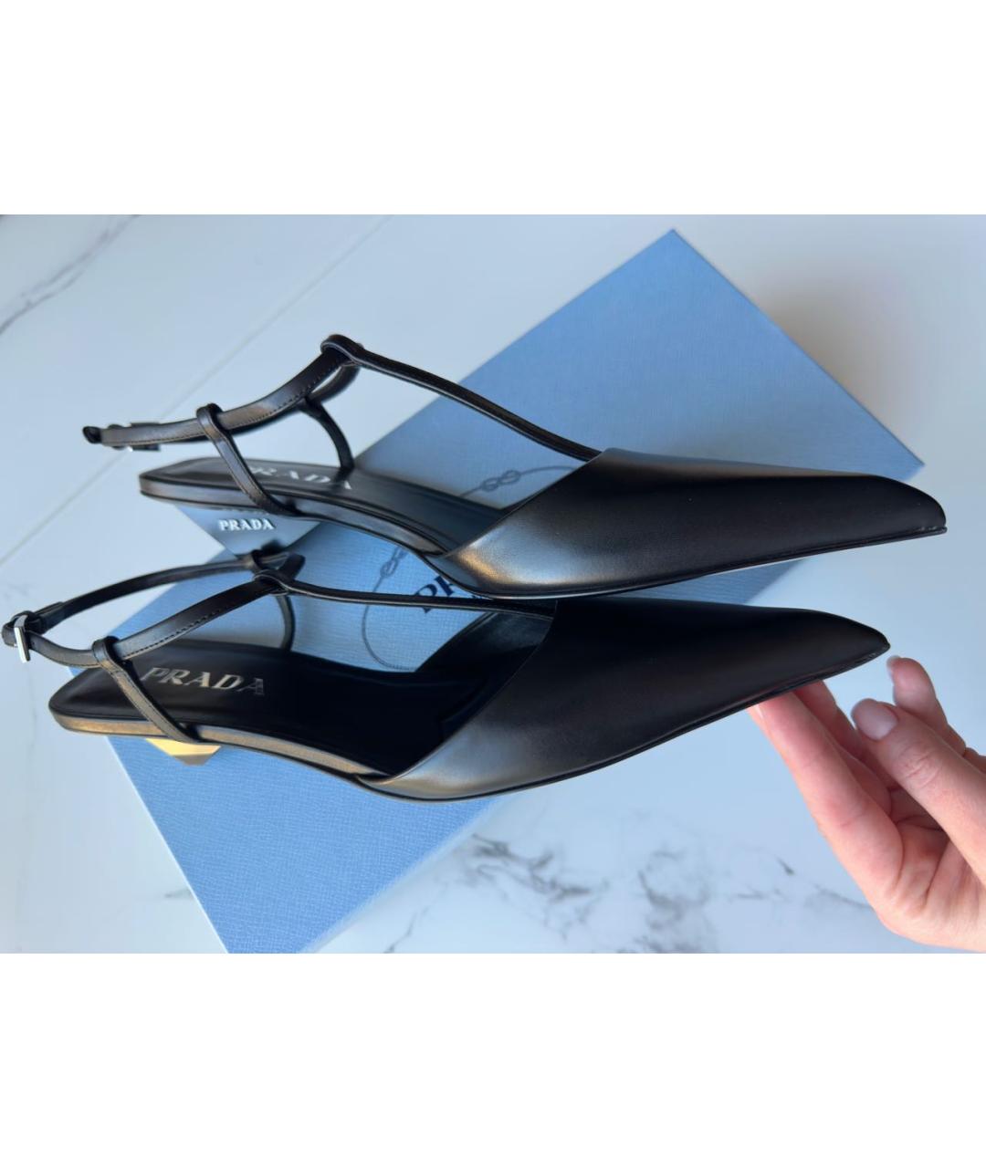 PRADA Черные кожаные лодочки на низком каблуке, фото 8