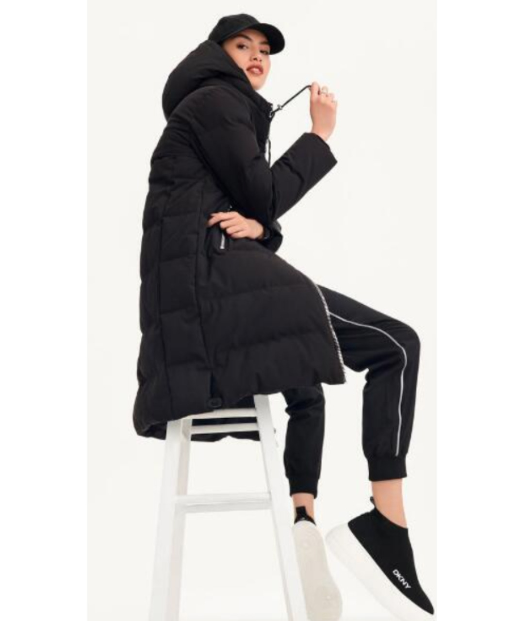 DKNY Черный пуховик, фото 3